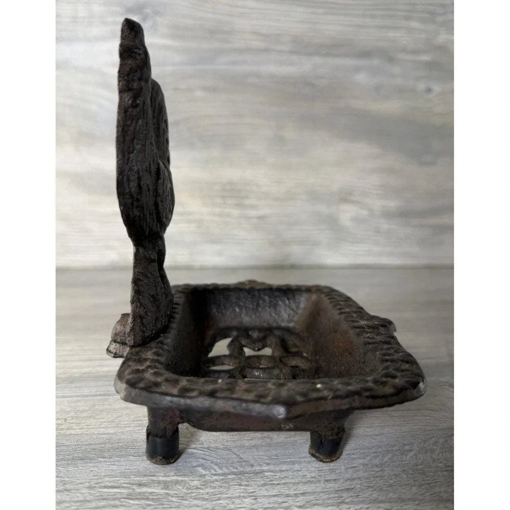 Vintage Rustic Cast Iron Rooster Soap Sponge Dish Farmhouse Chicken